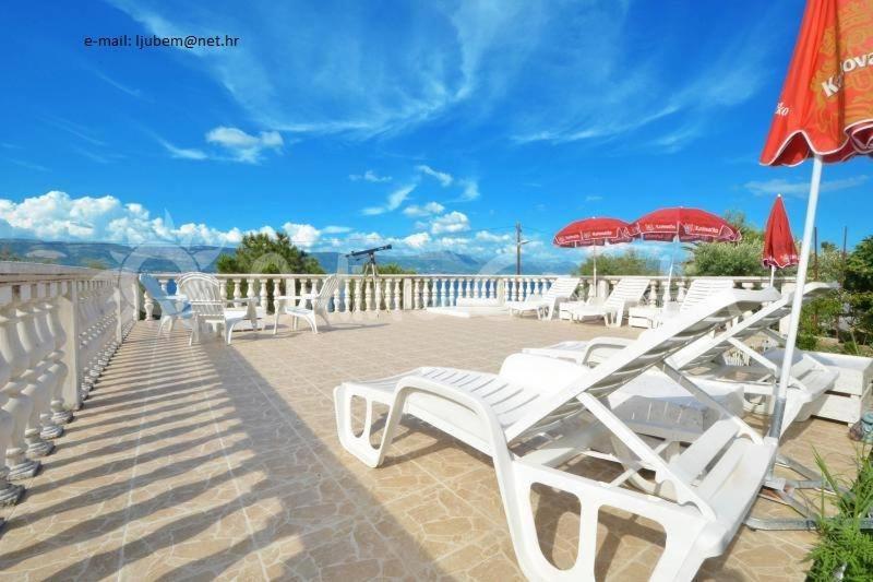 Villa Fjaba - By The Sea - With The Big Terraces & Great Sea View Трогир Экстерьер фото