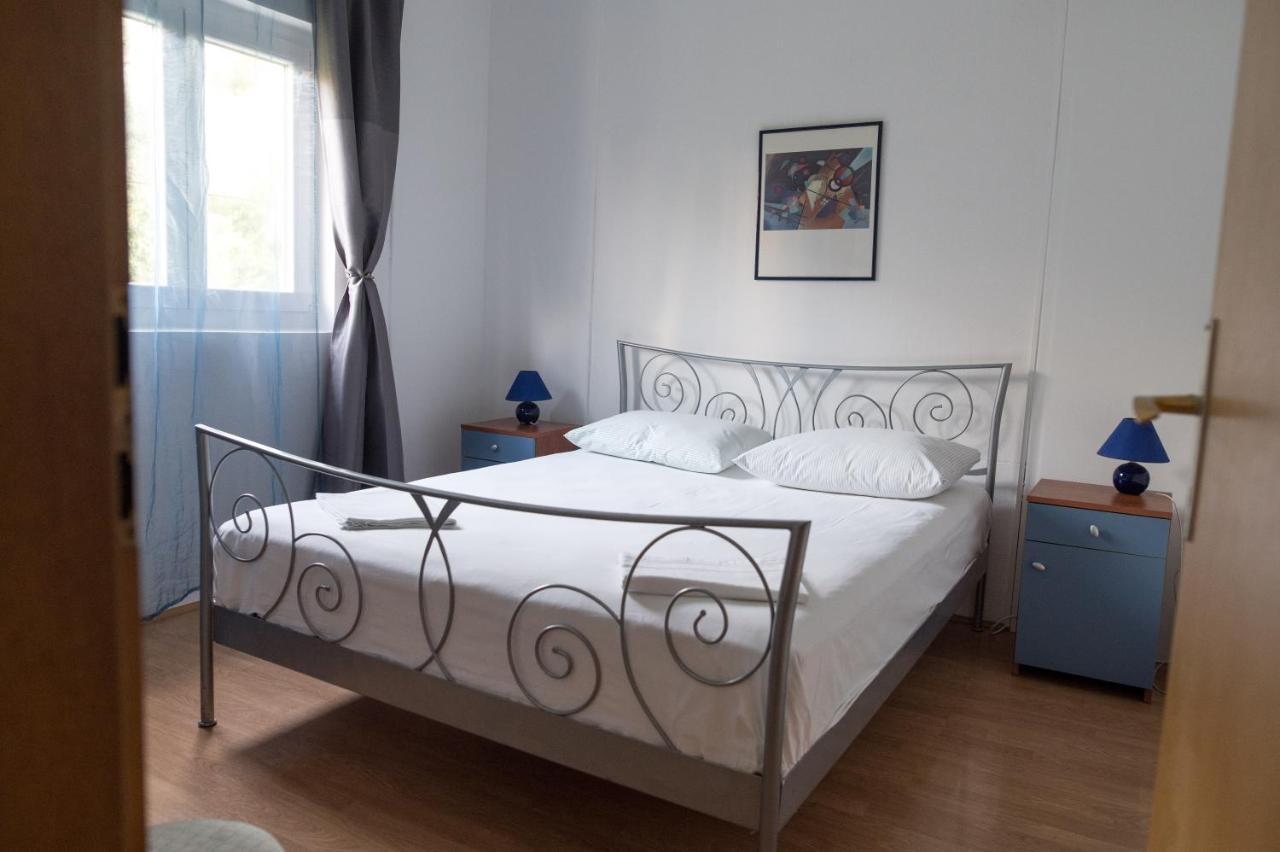 Villa Fjaba - By The Sea - With The Big Terraces & Great Sea View Трогир Экстерьер фото
