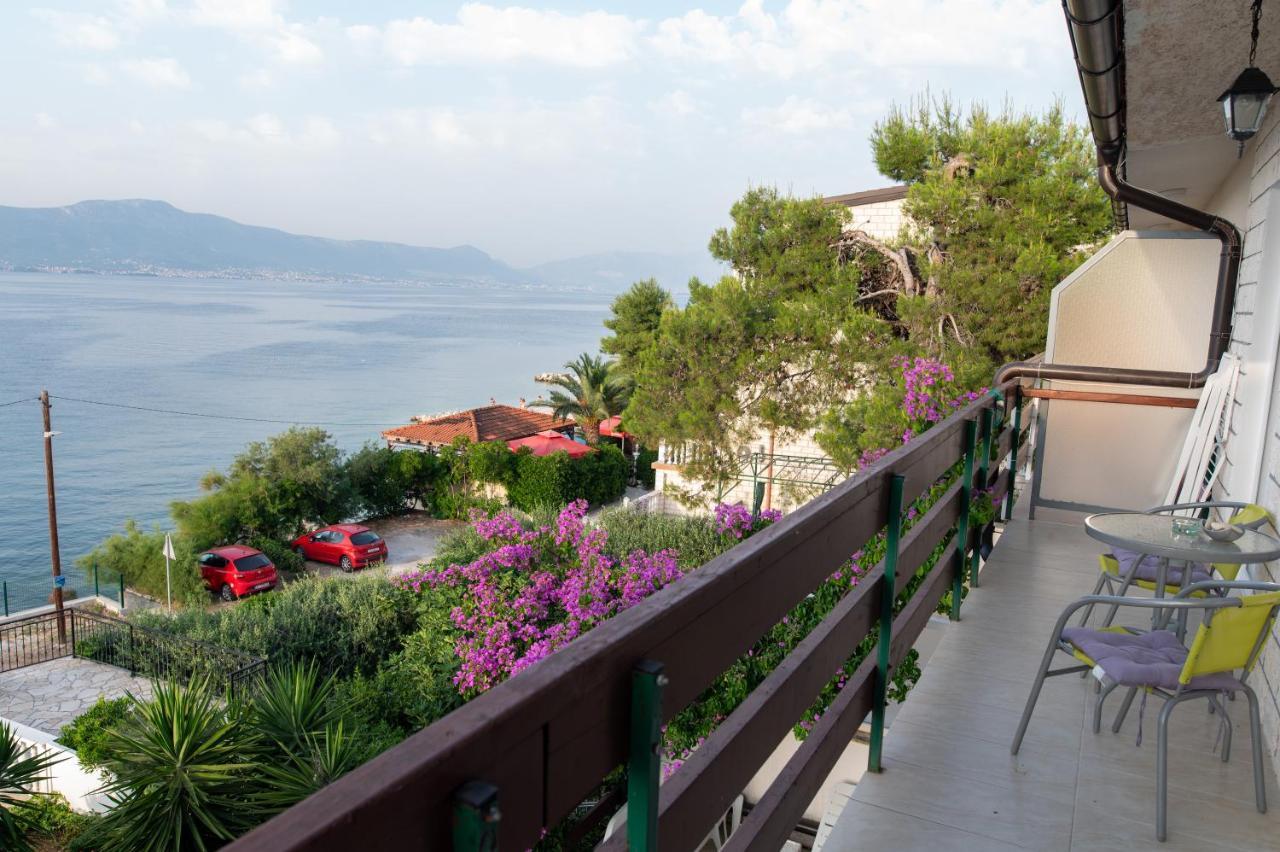 Villa Fjaba - By The Sea - With The Big Terraces & Great Sea View Трогир Экстерьер фото