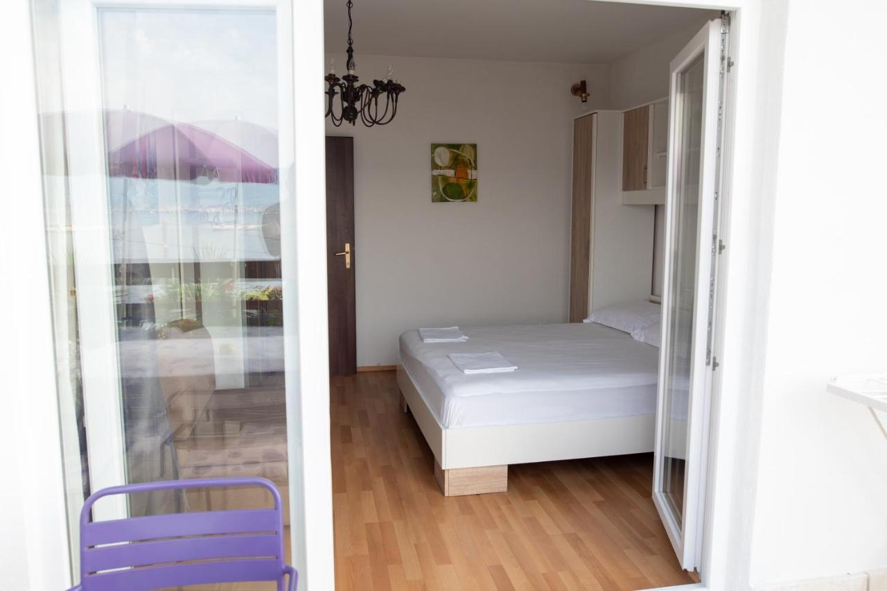 Villa Fjaba - By The Sea - With The Big Terraces & Great Sea View Трогир Экстерьер фото