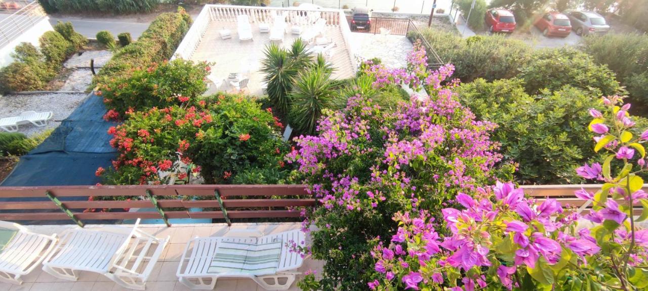 Villa Fjaba - By The Sea - With The Big Terraces & Great Sea View Трогир Экстерьер фото
